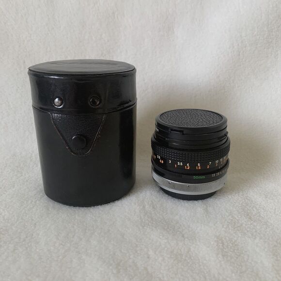 Canon FD 50mm 1.8 S.C. Lens With Case In Excellent Condition - Picture 1 of 9